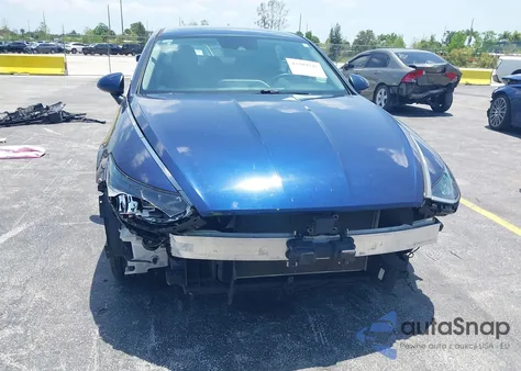 2021 Hyundai Sonata Se z USA, uszkodzony, nr VIN 5NPEG4JA2MH122402